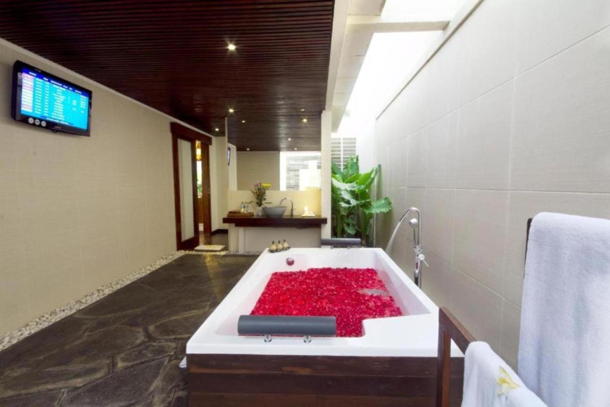 Avery Le Nixsun Villas Uluwatu By Waringin Hospitality Free Gym Access Eksteriør bilde