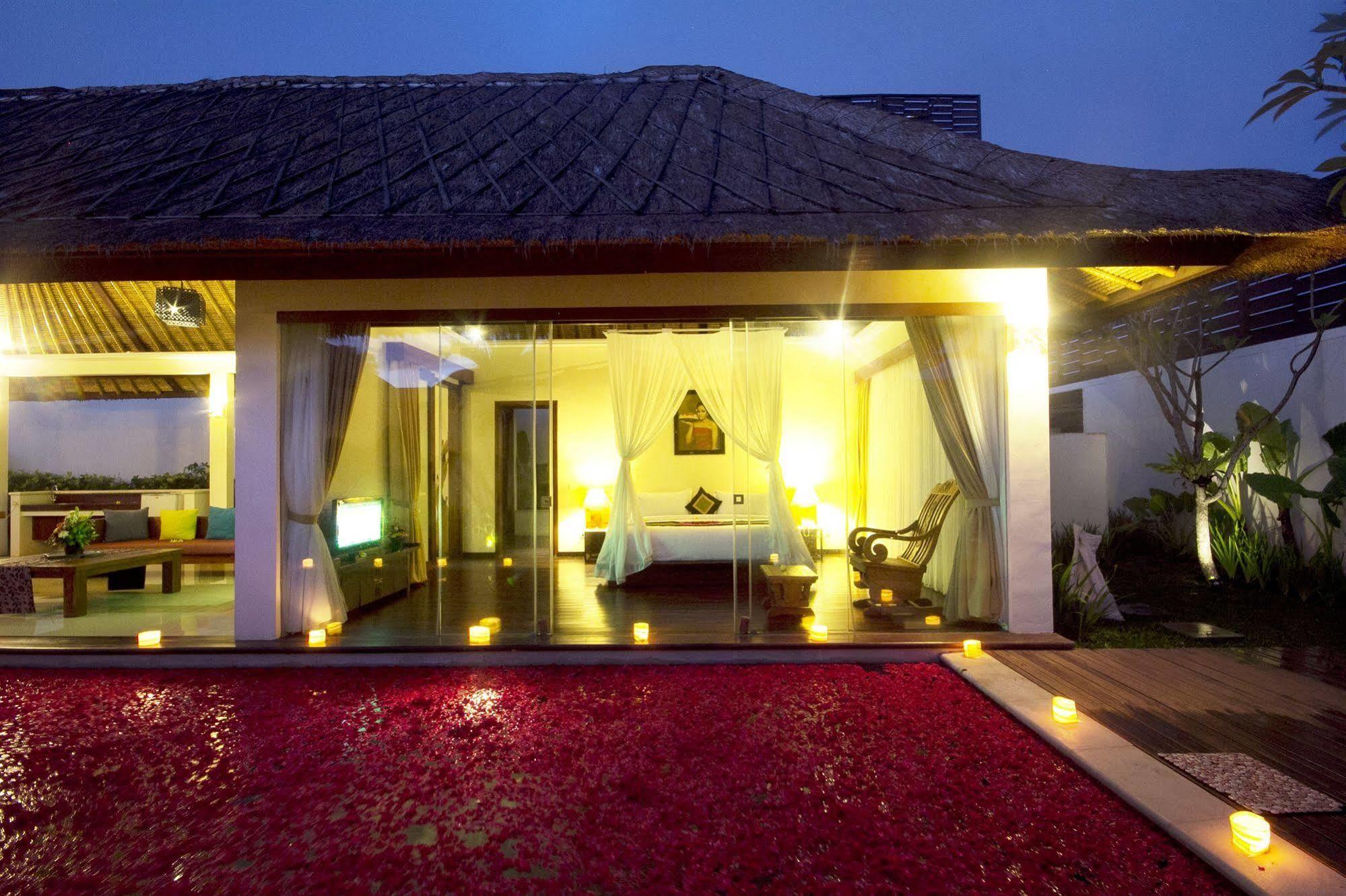 Avery Le Nixsun Villas Uluwatu By Waringin Hospitality Free Gym Access Eksteriør bilde